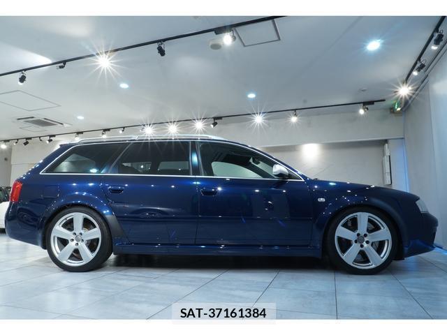 Audi RS6 2002-10 8875791-4