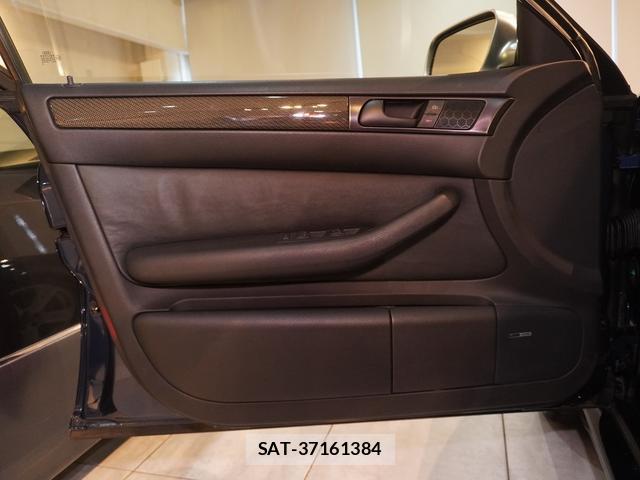 Audi RS6 2002-10 8875791-9