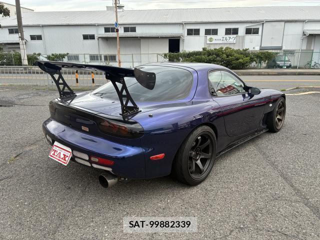 Mazda RX-7 2000-07 8873910-1
