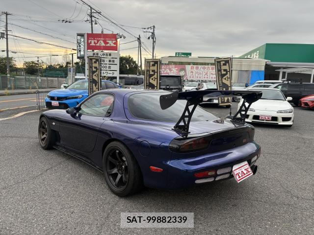 Mazda RX-7 2000-07 8873910-11