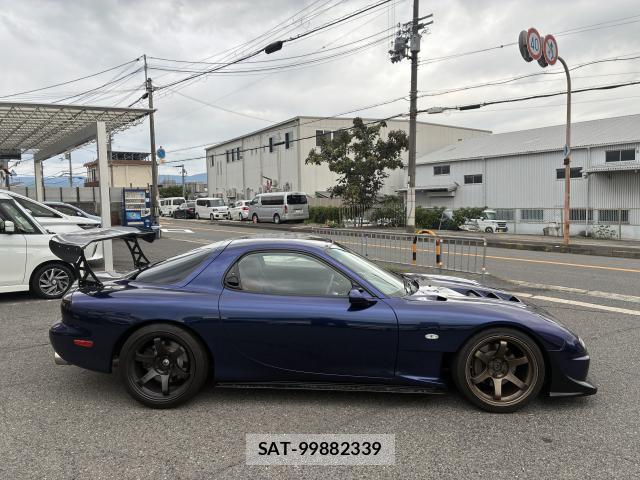 Mazda RX-7 2000-07 8873910-7