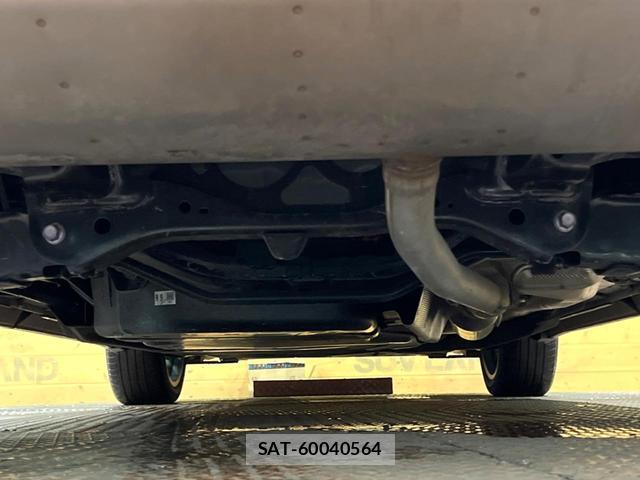 Lexus RX 2023-10 8872880-18