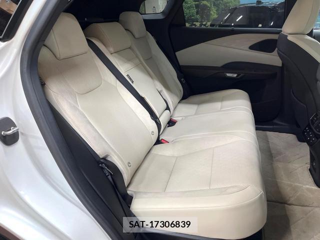 Lexus RX 2024-02 8872881-9