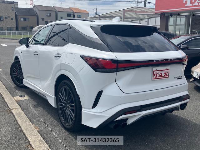 Lexus RX 2023-10 8874201-1