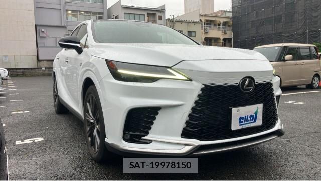 Lexus RX 2023-02 8874441-11