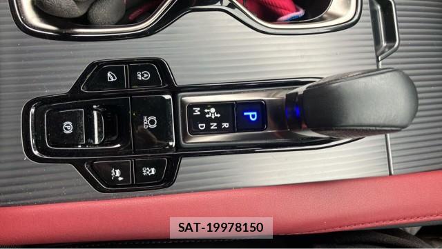 Lexus RX 2023-02 8874441-14