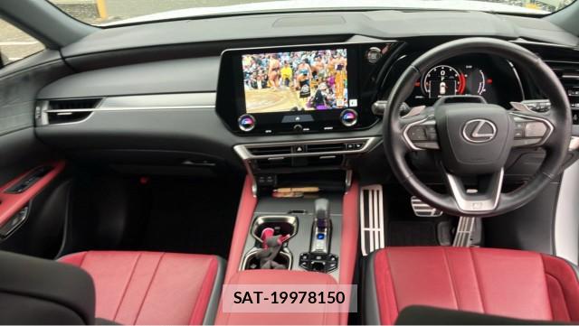 Lexus RX 2023-02 8874441-2