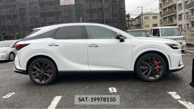 Lexus RX 2023-02 8874441-3