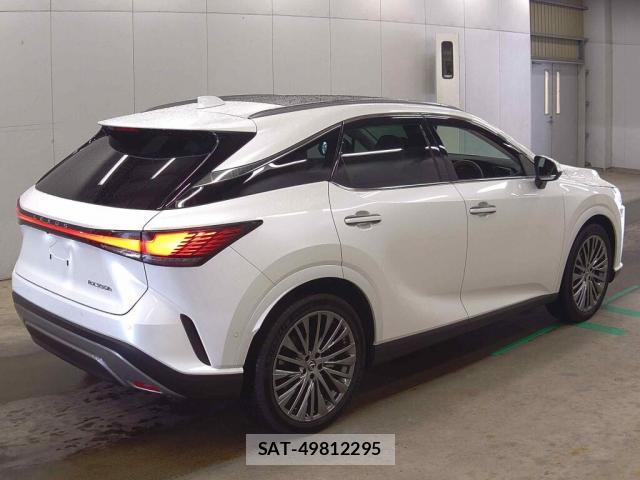 Lexus RX 2023-11 8874865-3