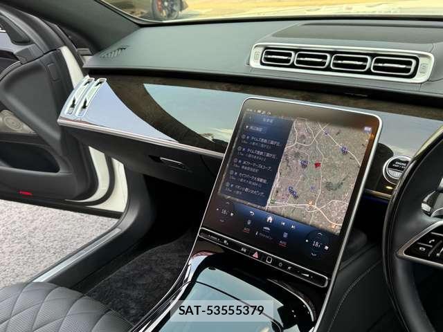 Mercedes Benz S-CLASS 2022-08 8875713-14