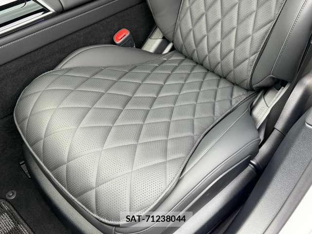 Mercedes Benz S-CLASS 2025-07 8875714-16