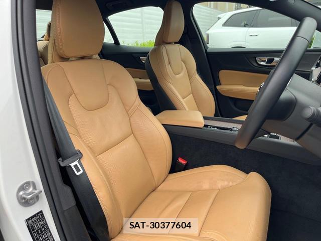 Volvo S60 2024-09 8873904-12