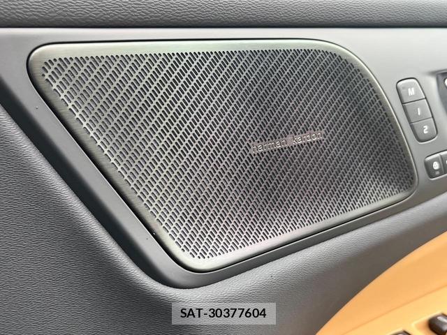 Volvo S60 2024-09 8873904-4