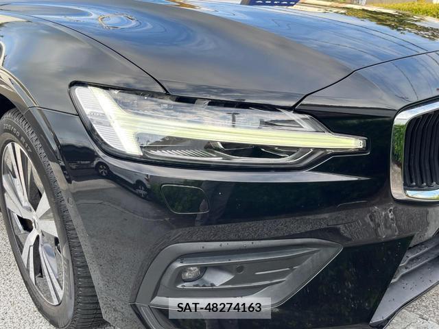 Volvo S60 2019-12 8873906-15