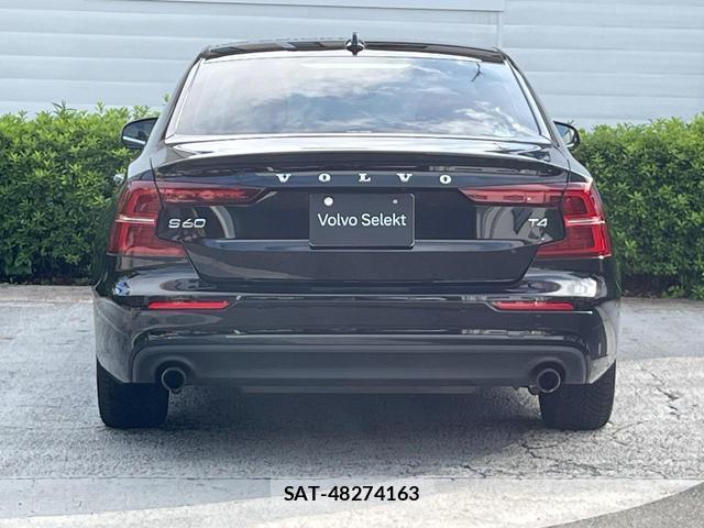 Volvo S60 2019-12 8873906-19
