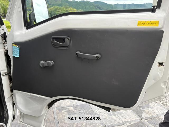Subaru SAMBAR TRUCK 2012-03 8872872-16