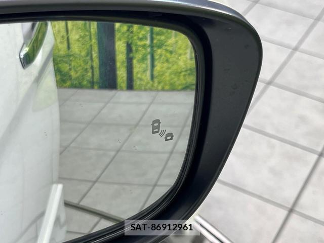 Nissan SERENA 2022-09 8872563-6