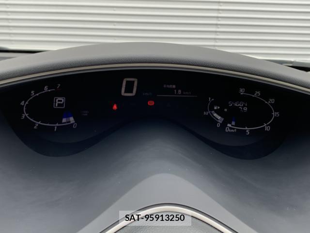 Nissan SERENA 2013-06 8872566-12