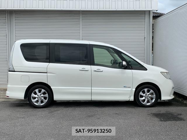 Nissan SERENA 2013-06 8872566-5