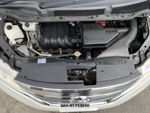 Nissan SERENA 2013-06 8872566-7