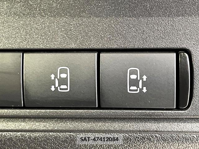 Nissan SERENA 2023-06 8872835-4