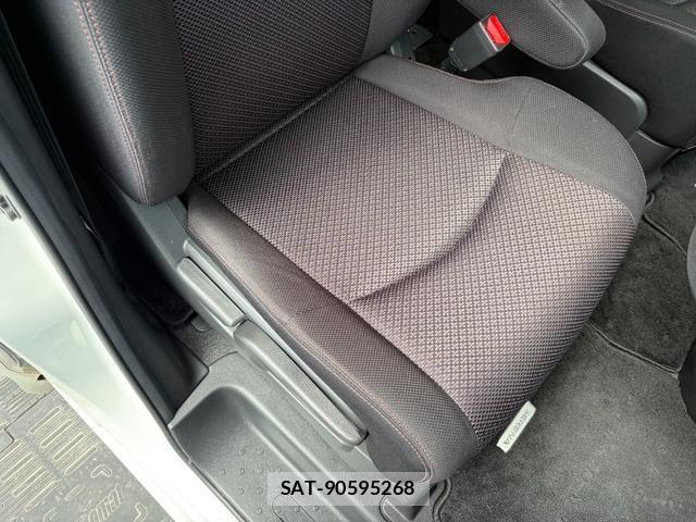 Nissan SERENA 2011-09 8872876-14