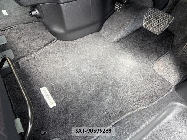 Nissan SERENA 2011-09 8872876-15