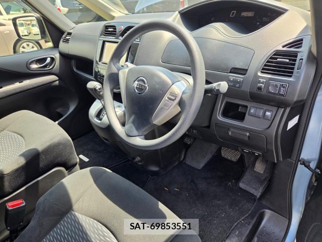 Nissan SERENA 2013-09 8872912-17