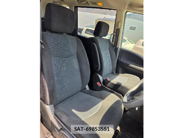 Nissan SERENA 2013-09 8872912-5