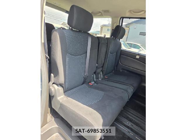 Nissan SERENA 2013-09 8872912-6