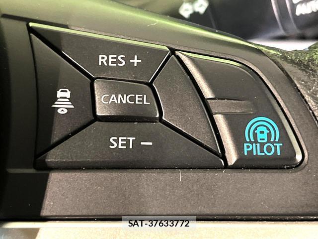 Nissan SERENA 2018-05 8873023-5