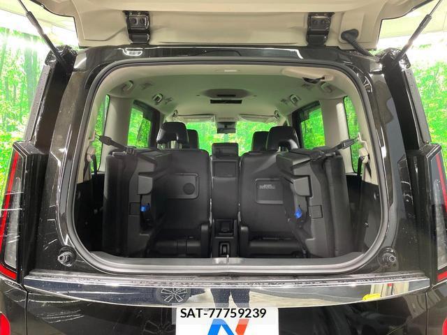 Nissan SERENA 2026-05 8873100-12