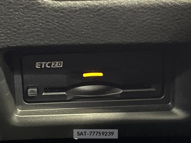 Nissan SERENA 2026-05 8873100-8