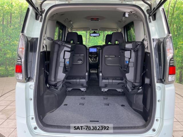 Nissan SERENA 2018-10 8873702-10