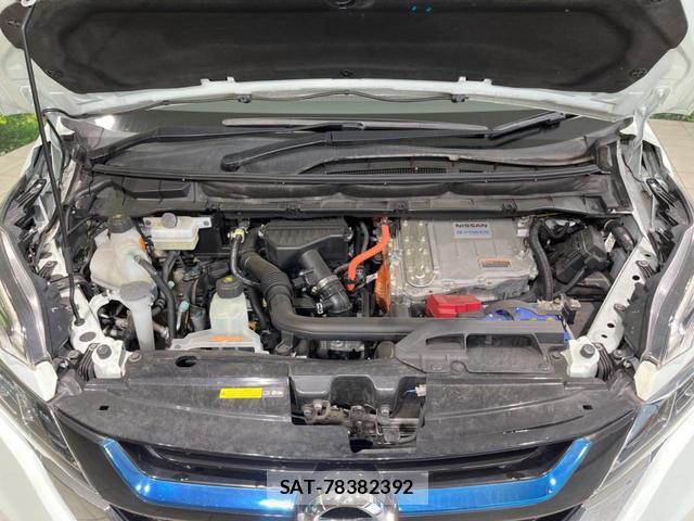 Nissan SERENA 2018-10 8873702-17
