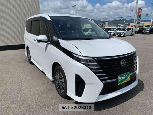 Nissan SERENA 2024-12 8873703-4