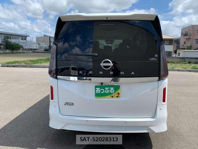 Nissan SERENA 2024-12 8873703-7