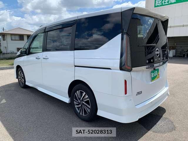 Nissan SERENA 2024-12 8873703-8