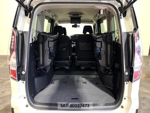 Nissan SERENA 2022-09 8873749-12