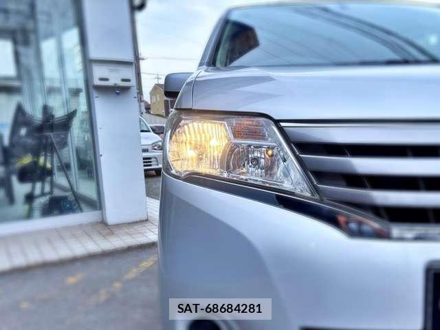 Nissan SERENA 2011-01 8873898-18