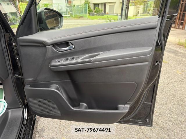Nissan SERENA 2023-10 8874050-10