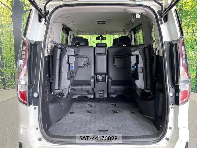 Nissan SERENA 2022-04 8874084-10