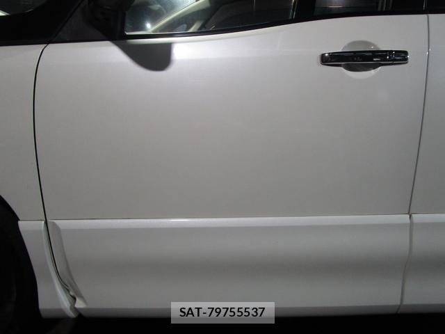 Nissan SERENA 2011-10 8874246-2