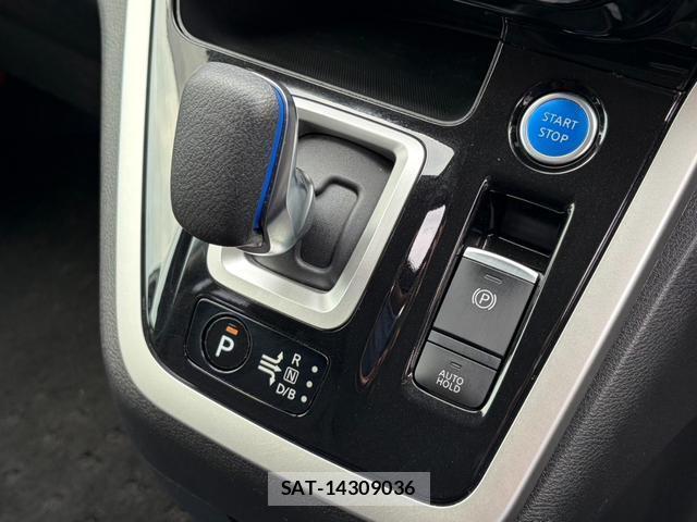 Nissan SERENA 2018-04 8874312-12