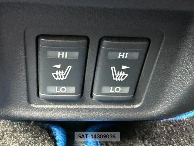 Nissan SERENA 2018-04 8874312-13
