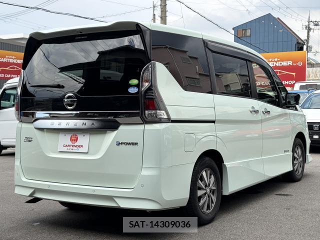Nissan SERENA 2018-04 8874312-2