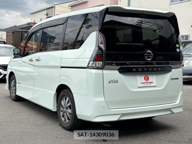 Nissan SERENA 2018-04 8874312-3
