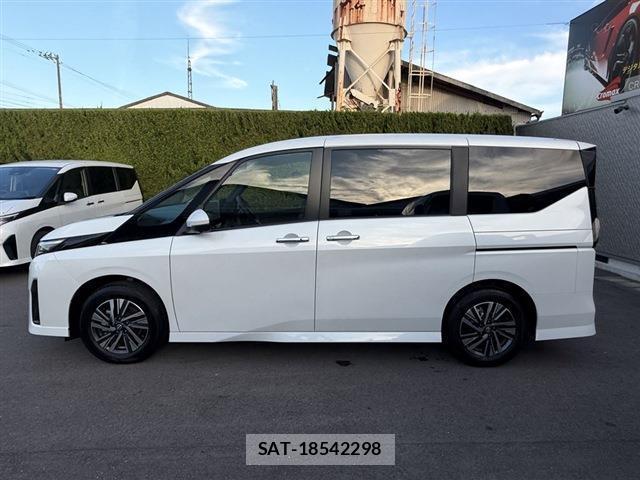 Nissan SERENA 2025-03 8874374-2
