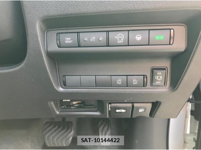Nissan SERENA 2023-03 8874555-5