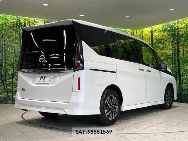 Nissan SERENA 2023-12 8874635-16